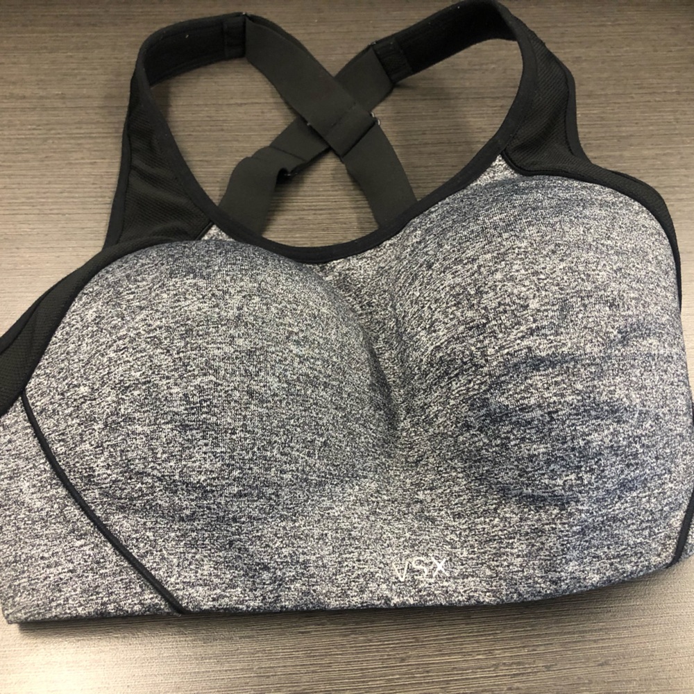 Victoria Secret Sport sports bra size m good used condition